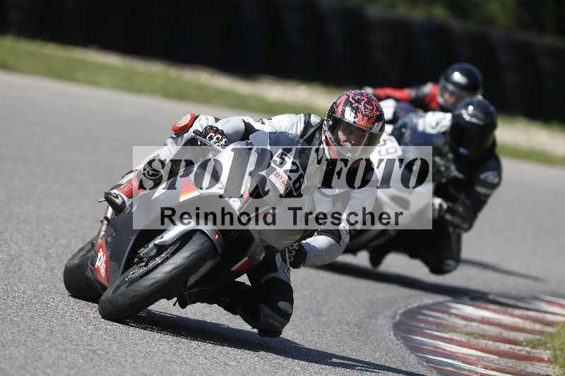 /44 09.08.2025 Plüss Moto Sport ADR/Freies Fahren/526